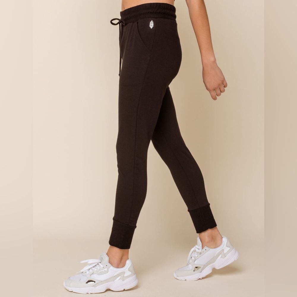 FREE PEOPLE Movement Sunny Womens Sweatpants Black
